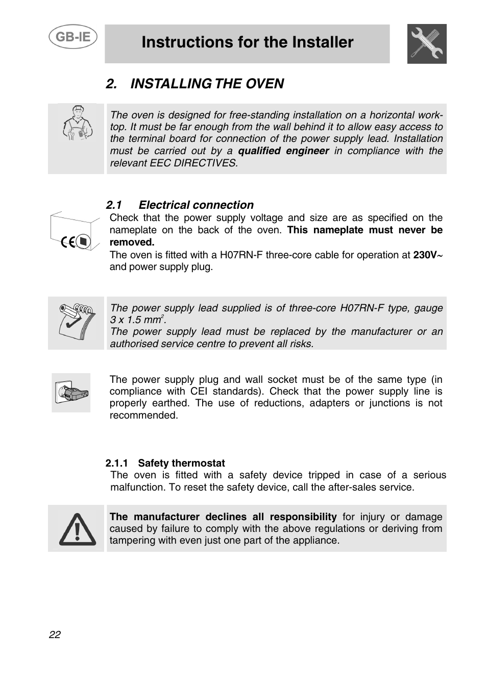 Instructions for the installer, Installing the oven, 1 electrical connection | Smeg ALFA41XEN User Manual | Page 4 / 16