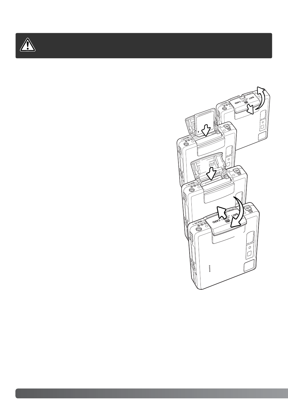 Installing and removing a memory card | Konica Minolta DiMAGE Xt User Manual | Page 18 / 112