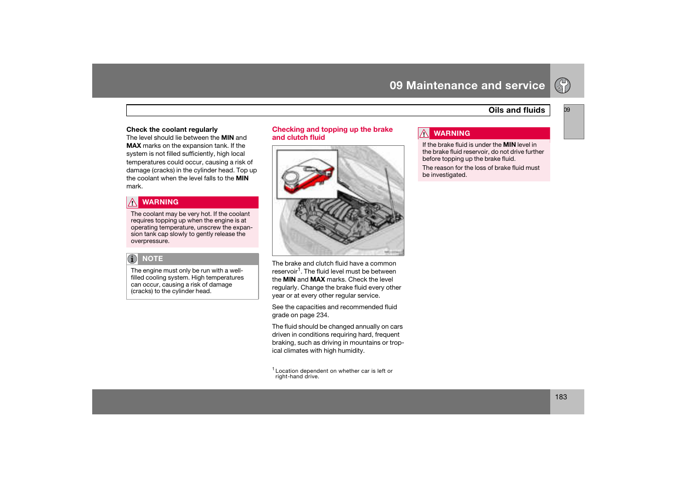 Checking and topping up the brake and clutch fluid, 09 maintenance and service | Volvo C70 User Manual | Page 184 / 251