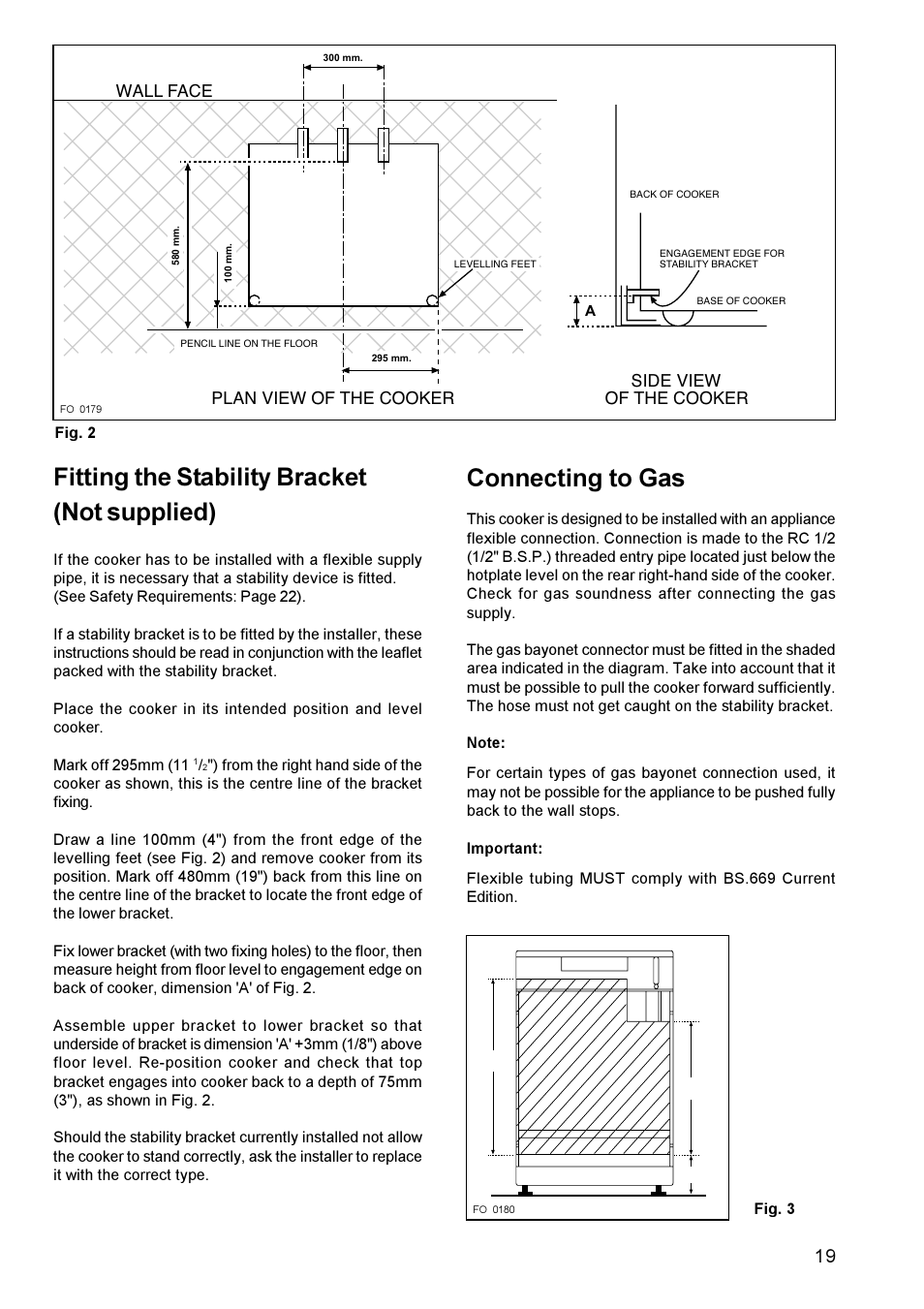 Fitting the stability bracket (not supplied), Connecting to gas | Zanussi ZCG 611 User Manual | Page 19 / 24