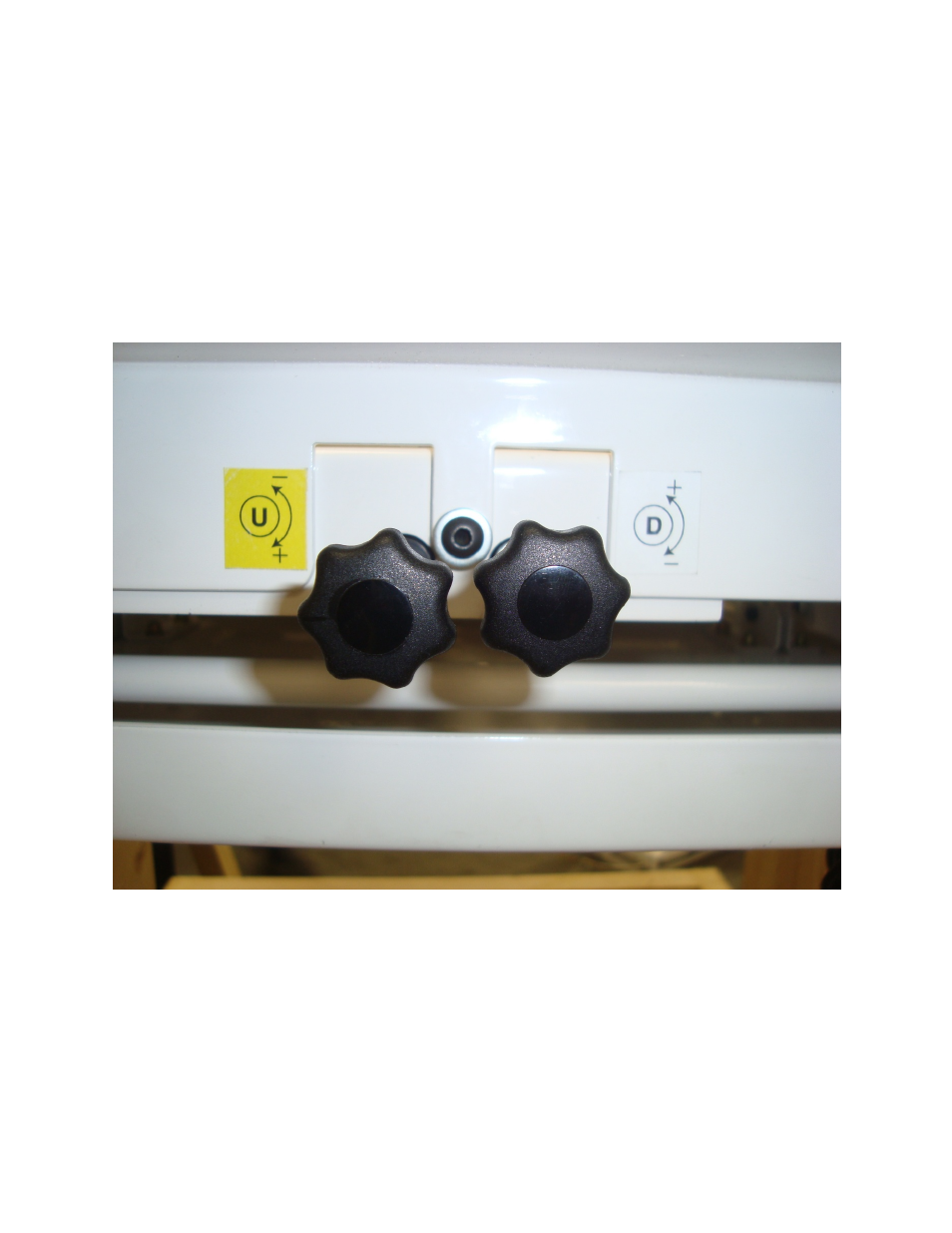 Vutec PROJECTOR SCISSOR LIFT - Installation Instructions User Manual | Page 15 / 16