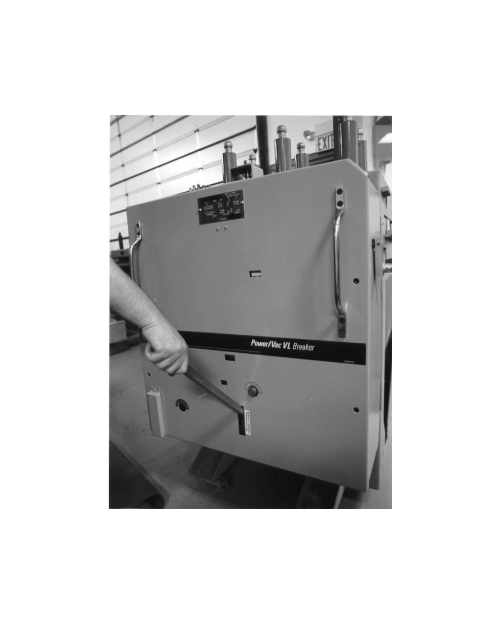 GE Industrial Solutions PowerVac PV-VL 13.8-1000-0 and -1 User Manual | Page 43 / 72
