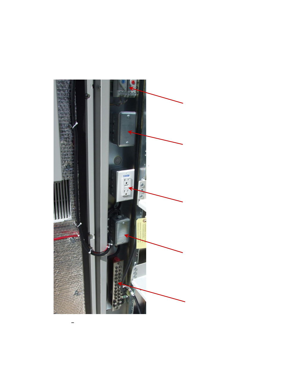 Features, Equipment compartment, Equipment mounting rails | 2features | Alpha Technologies Te43 User Manual | Page 10 / 60