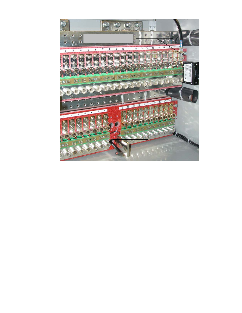 Converter input cabling (+gnd connection), Converter input cabling (-48v connection) | Alpha Technologies CXPS 48-2T 48V Pos Gnd User Manual | Page 32 / 52