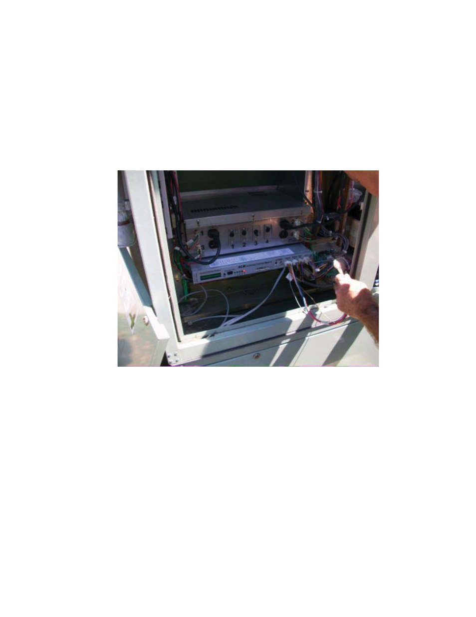 1 field installation | Alpha Technologies APU Control Module (ACM) User Manual | Page 11 / 30