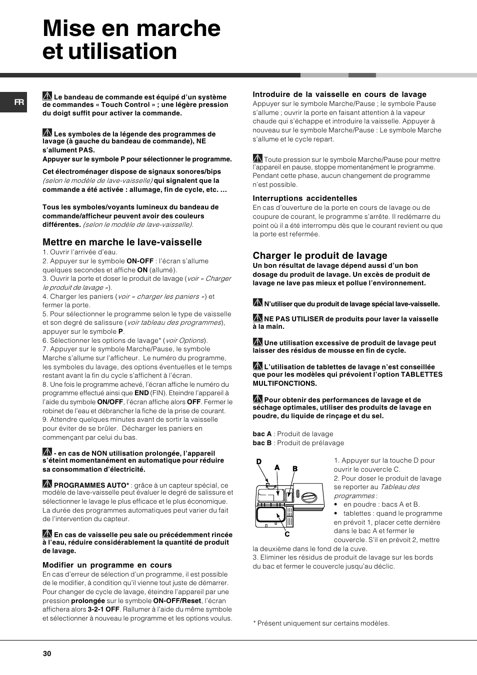 Mise en marche et utilisation, Mettre en marche le lave-vaisselle, Charger le produit de lavage | Hotpoint Ariston PFT 834X User Manual | Page 30 / 84
