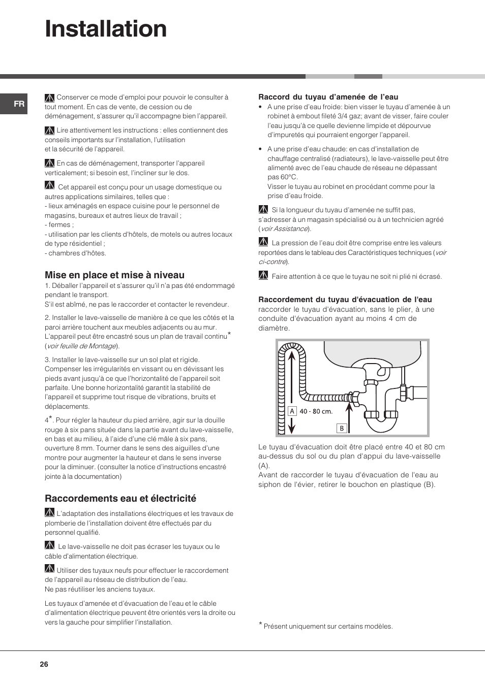 Installation, Mise en place et mise à niveau, Raccordements eau et électricité | Hotpoint Ariston LFS 114 BK-HA User Manual | Page 26 / 84
