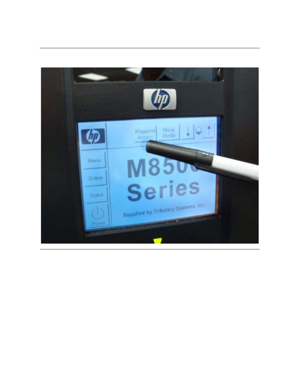 Figure 5-10, Selecting the magazine access button | HP Integrity NonStop H-Series User Manual | Page 58 / 88