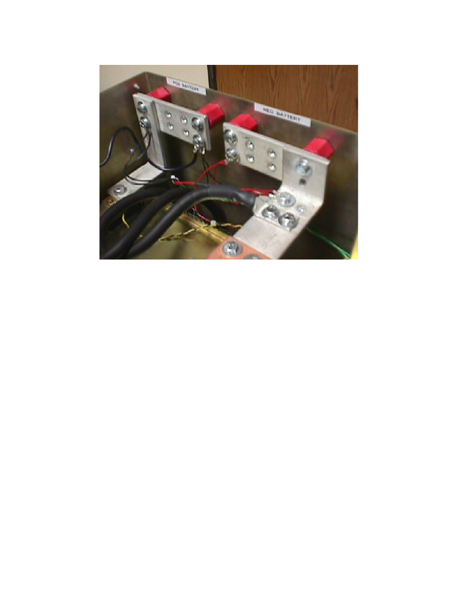 Dc system grounding | American Power Conversion MX28B200 User Manual | Page 16 / 61