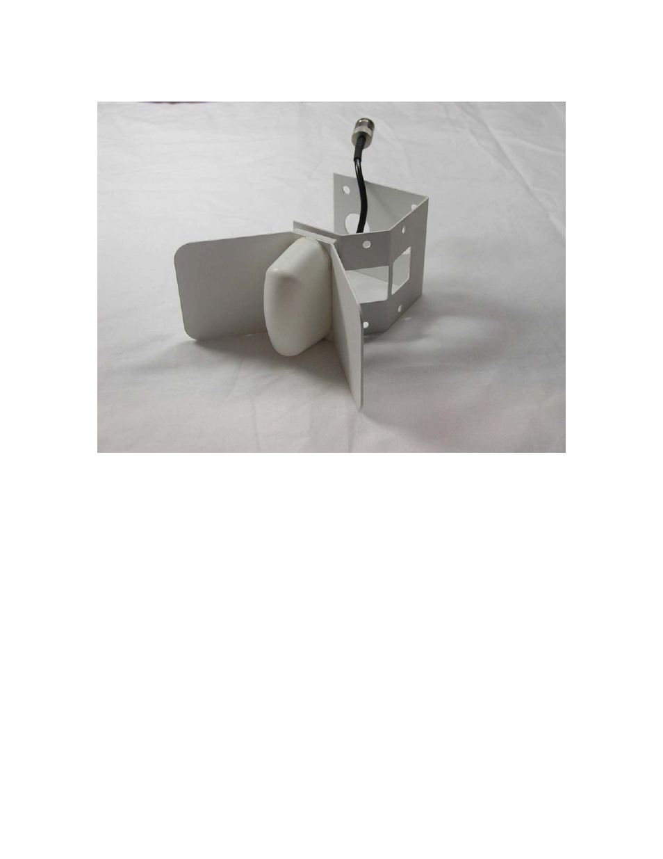 Fcc – mid band, Size: 6.0 x 5.5 x 3.0 inches, 14 dbi 30 degrees 60 degrees | Allied Telesis AT-WL2411 User Manual | Page 37 / 40