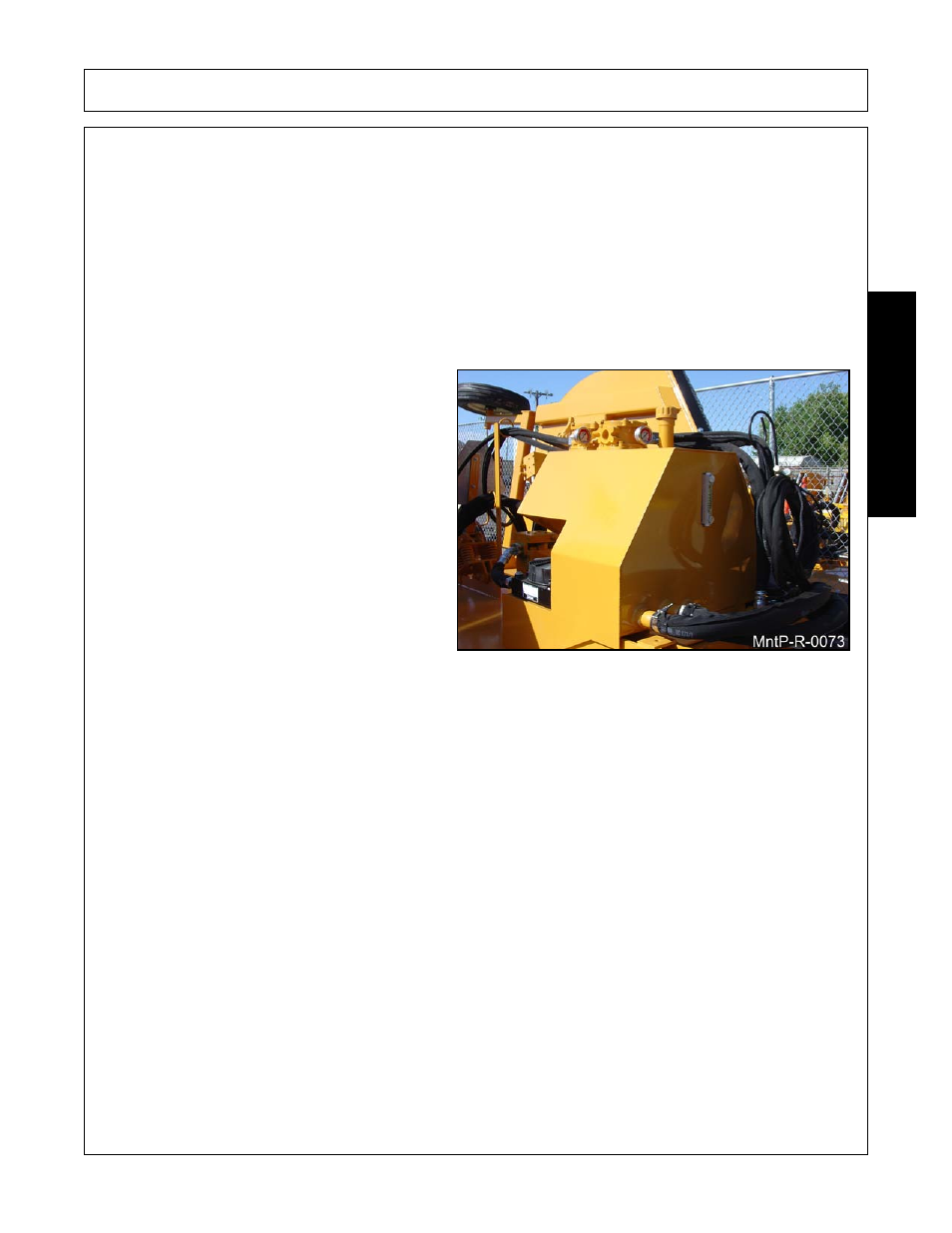 Hydraulic fluid, Proper oil level, Oil level low | Maintenance | Alamo FALCON 15/10 User Manual | Page 141 / 156