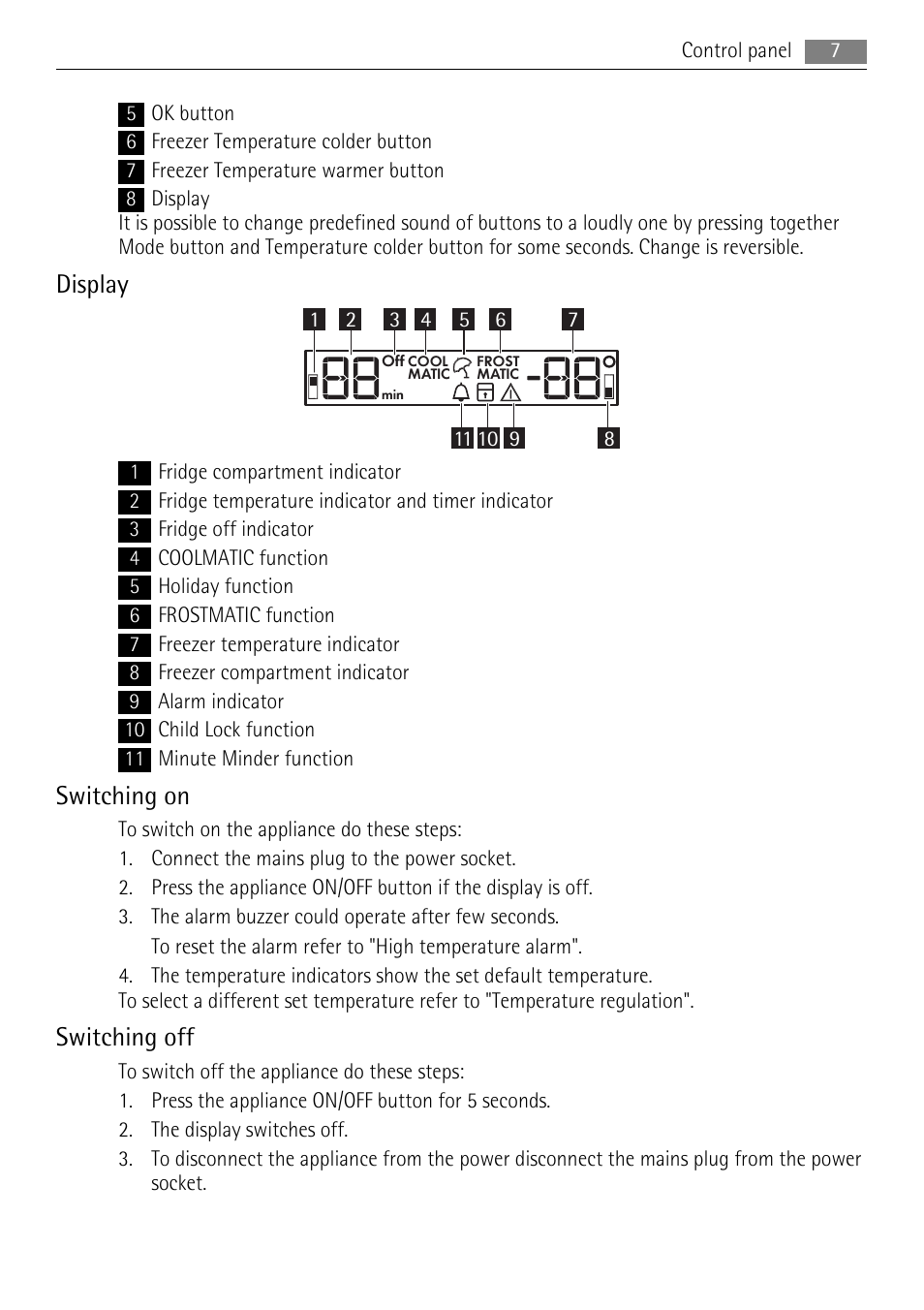 Display, Switching on, Switching off | AEG SCS51800F0 User Manual | Page 7 / 28