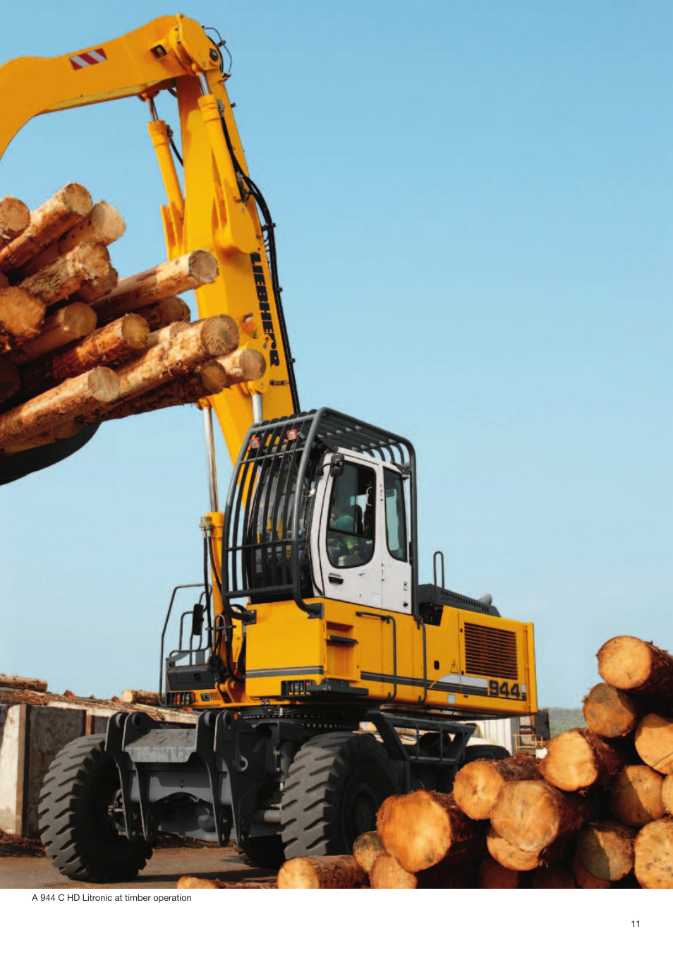 Grapples for wood handling | Liebherr EP 934 C Stationary Materiel Handler User Manual | Page 11 / 26