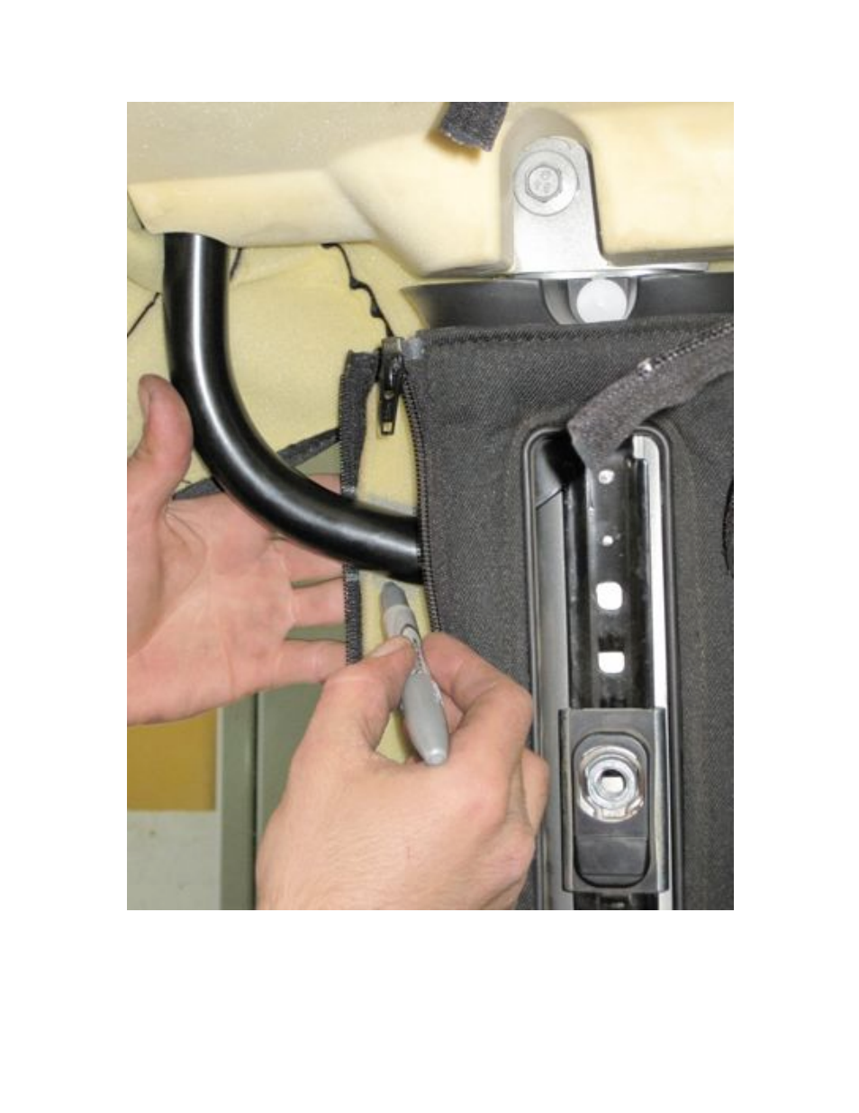 Synergy 5803 - Jeep JK 2 Dr Rear Grab Handle Set User Manual | Page 5 / 8
