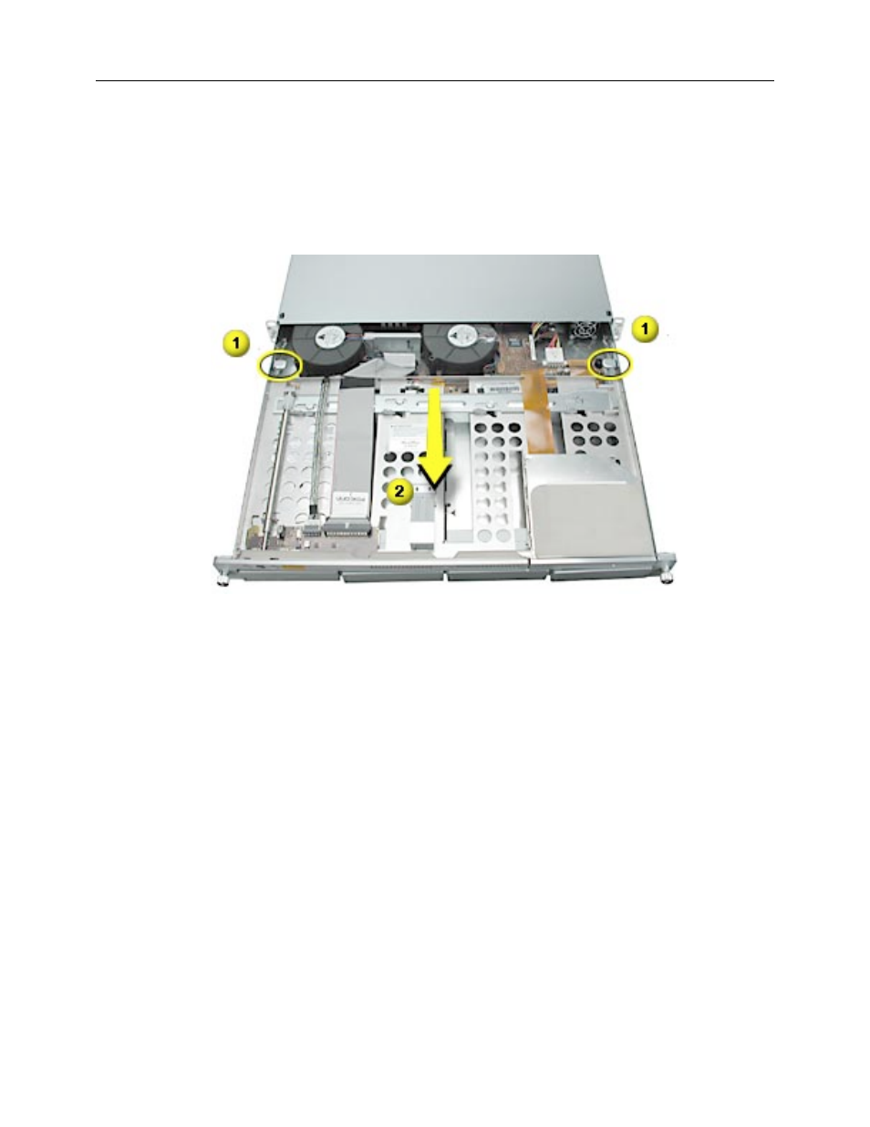 Removing the installed drive interconnect board | Apple Xserve (Drive Interconnect Board Replacement) User Manual | Page 3 / 11