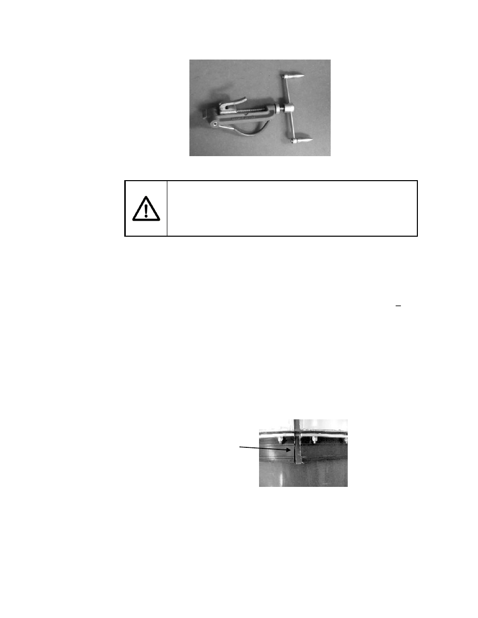 Figure 34, Band-it, Model c00169 banding tool -33 | Figure 35, Applying joining compound to gasket edge -33, Caution | CiDRA SONARtrac PW VF-100 User Manual | Page 51 / 272