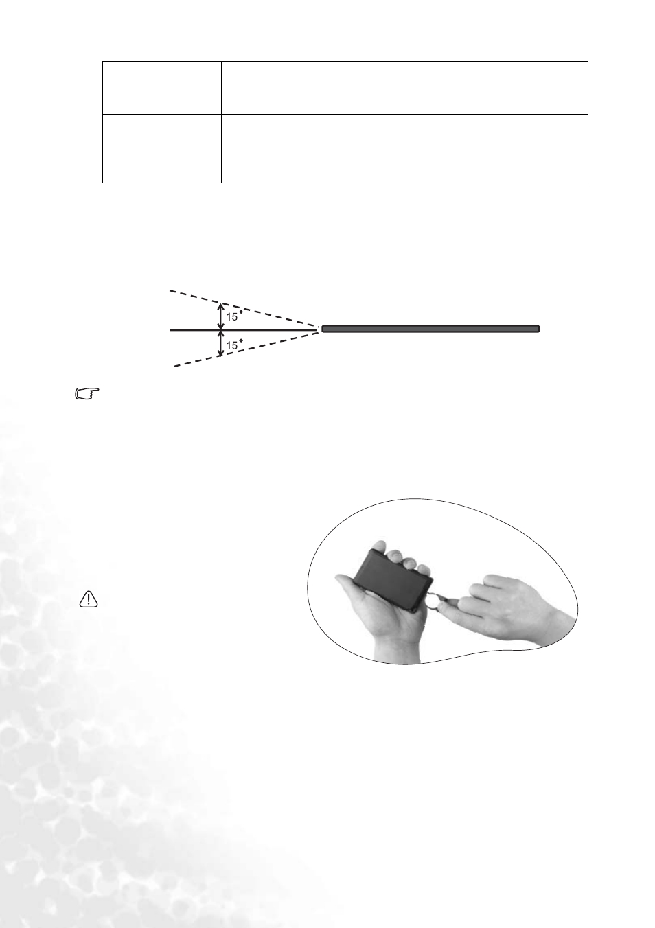 Remote control effective range, Installing or replacing the battery | BenQ PB2240 User Manual | Page 14 / 46