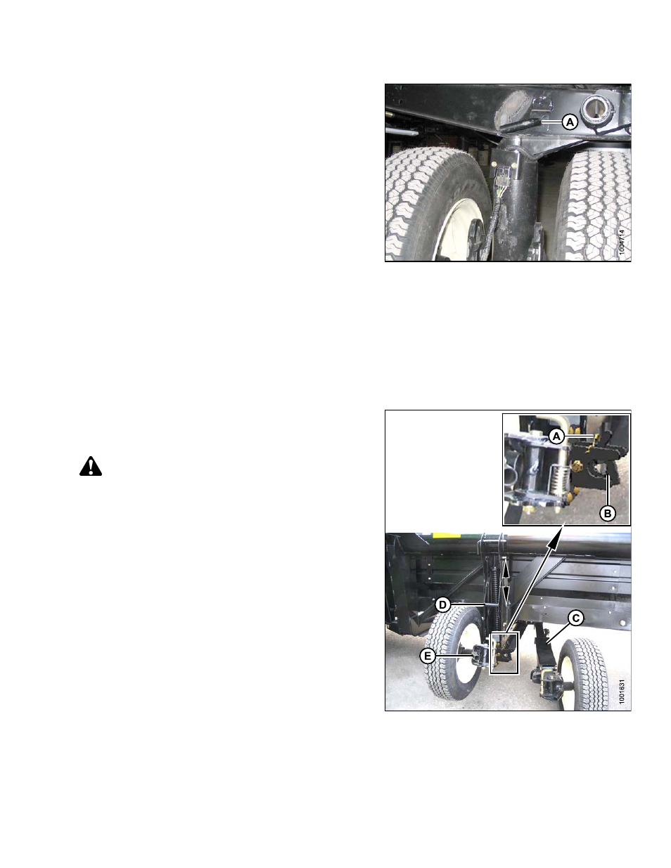 Moving rear (right) wheels into transport position, Caution | MacDon FD75 OM User Manual | Page 195 / 448