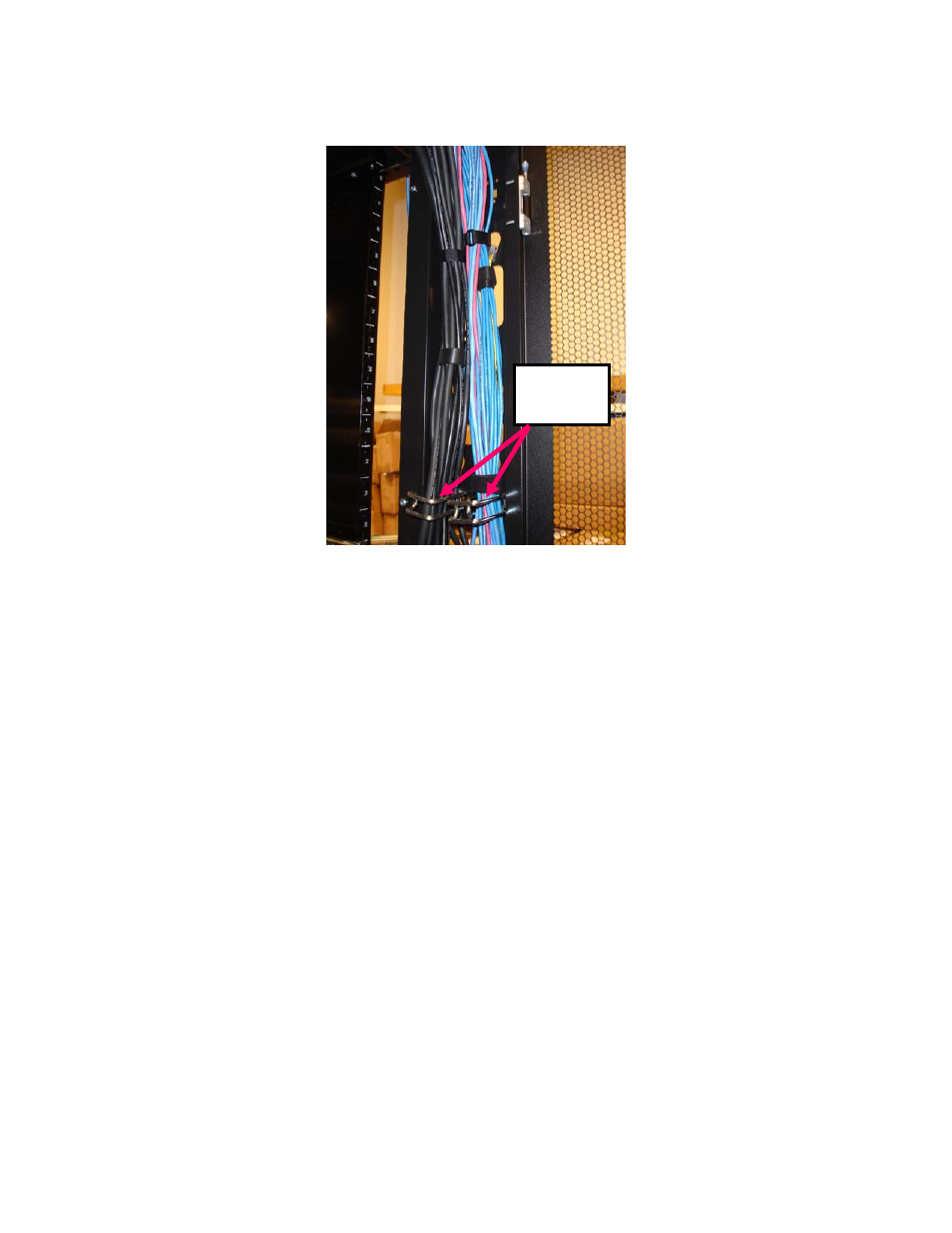 Dell PowerEdge Rack Enclosure 4620S User Manual | Page 15 / 17