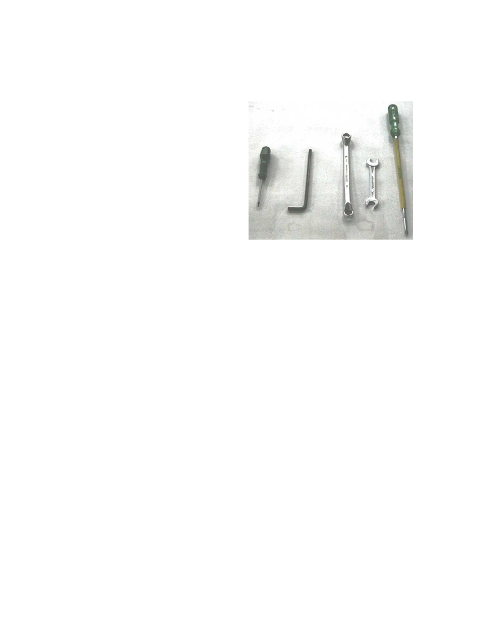 Necessary tools, Centering the ceiling mount, Remark | Mounting the assembly | Barco R 9849999 User Manual | Page 6 / 18