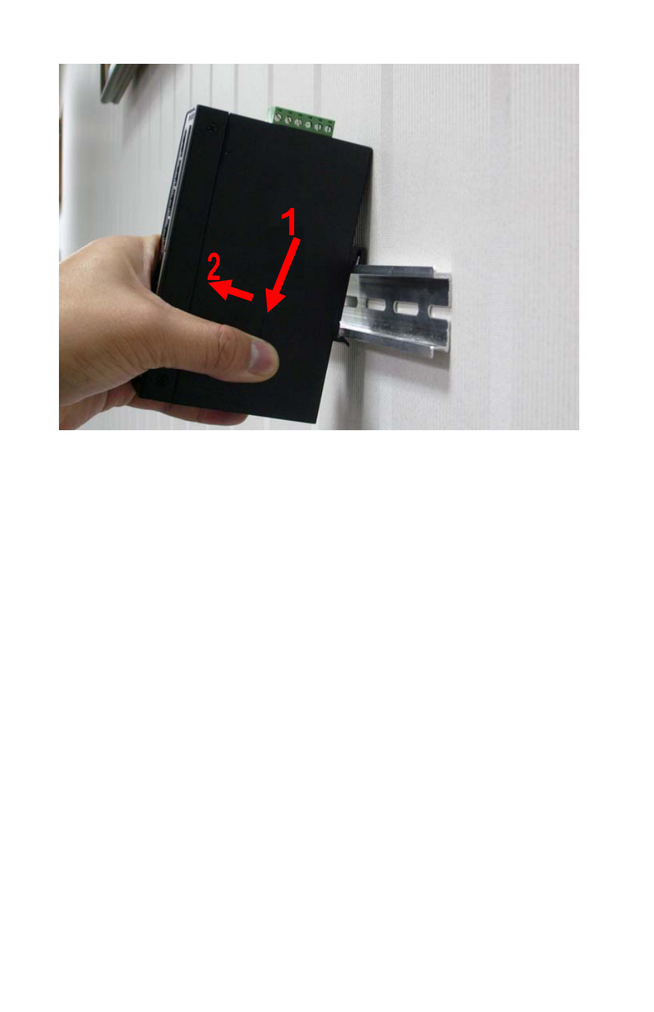 Mounting to a wall | Interlogix NS2051-4P/1T User Manual | Page 15 / 27